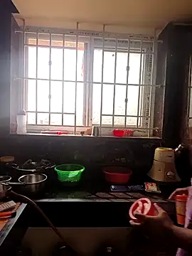 Tamil Shalini Lustyy online show from February 2026 04:00:02 AM