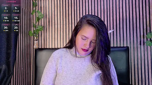 Snapshot of Victoria_Ponce1 chatting on September 2025 08:48:01 PM Victoria Ponce1 online show from September 2025 08:48:01 PM