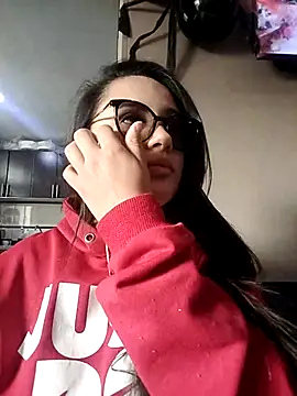 Snapshot of Victoria_Ponce1 chatting on October 2025 05:32:02 PM Victoria Ponce1 online show from October 2025 05:32:02 PM