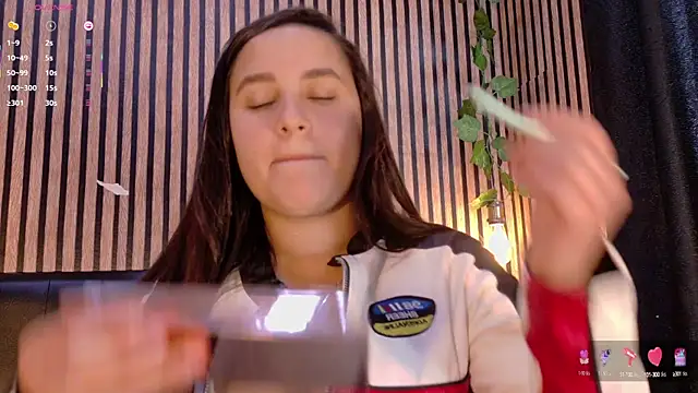 Snapshot of Victoria_Ponce1 chatting on September 2025 07:40:02 PM Victoria Ponce1 online show from September 2025 07:40:02 PM