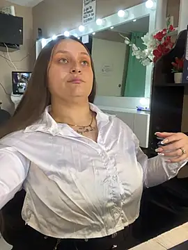 cherry coper online show from February 2026 01:57:01 PM