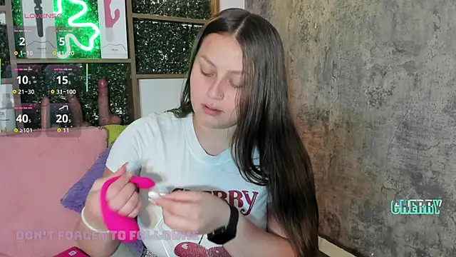 cherry coper online show from October 2025 12:37:02 PM