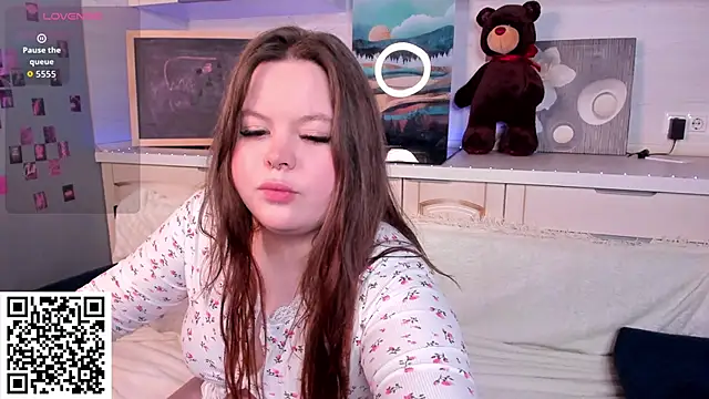 Lisa Payne online show from November 2025 09:24:02 AM