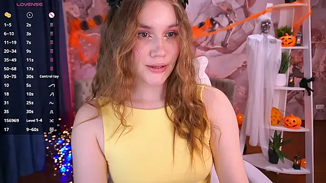 Snapshot of FoxyyKate chatting on October 2025 03:30:01 PM FoxyyKate online show from October 2025 03:30:01 PM