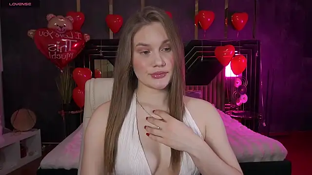 FoxyyKate online show from February 2026 12:00:02 AM