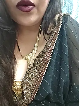 Snapshot of Mayuri77 chatting on March 2025 08:06:02 AM Mayuri77 online show from March 2025 08:06:02 AM