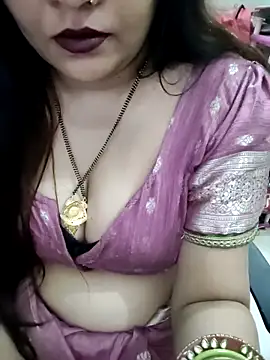 Snapshot of Mayuri77 chatting on December 2025 08:04:02 PM Mayuri77 online show from December 2025 08:04:02 PM