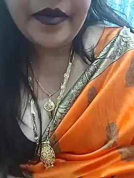 Snapshot of Mayuri77 chatting on February 2025 05:31:02 PM Mayuri77 online show from February 2025 05:31:02 PM