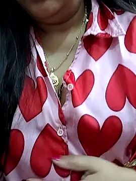 Snapshot of Mayuri77 chatting on February 2025 08:27:02 PM Mayuri77 online show from February 2025 08:27:02 PM