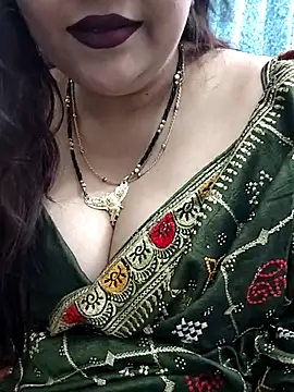 Snapshot of Mayuri77 chatting on March 2025 07:01:01 AM Mayuri77 online show from March 2025 07:01:01 AM