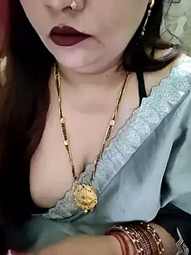 Snapshot of Mayuri77 chatting on October 2025 08:06:01 AM Mayuri77 online show from October 2025 08:06:01 AM