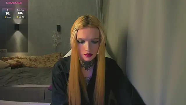 Simona Rain online show from November 2025 09:59:01 PM