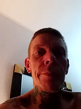 Tattooguy 86 online show from November 2025 09:15:01 PM