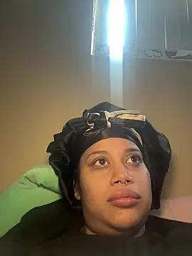 Snapshot of shyfr34k chatting on January 2025 03:13:02 PM shyfr34k online show from January 2025 03:13:02 PM