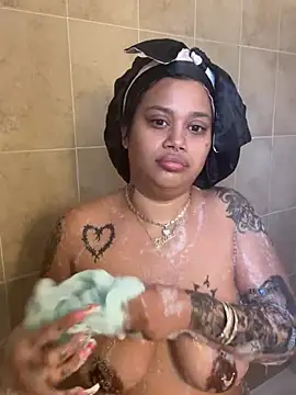 Snapshot of shyfr34k chatting on December 2024 03:47:02 PM shyfr34k online show from December 2024 03:47:02 PM