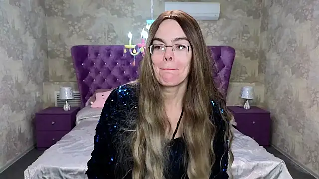 Snapshot of Rose_Noir chatting on December 2024 07:25:02 AM Rose Noir online show from December 2024 07:25:02 AM