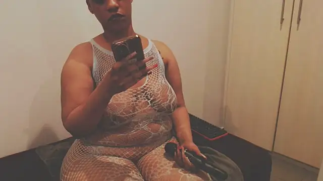 LolaTwerksXX online show from March 2026 05:16:01 PM