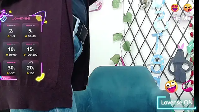 Snapshot of GeorginaBianco chatting on April 2026 12:06:01 PM GeorginaBianco online show from April 2026 12:06:01 PM