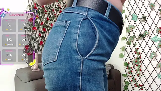 Snapshot of GeorginaBianco chatting on March 2026 12:05:01 PM GeorginaBianco online show from March 2026 12:05:01 PM