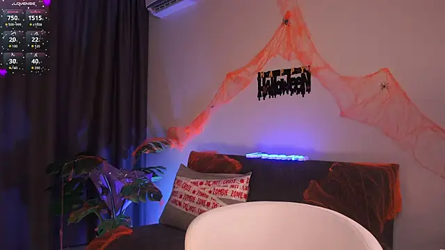 Snapshot of Adriasha chatting on October 2025 09:55:01 PM Adriasha online show from October 2025 09:55:01 PM