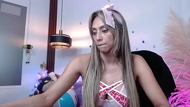 Snapshot of salome_drasin chatting on December 2025 11:59:02 PM salome drasin online show from December 2025 11:59:02 PM