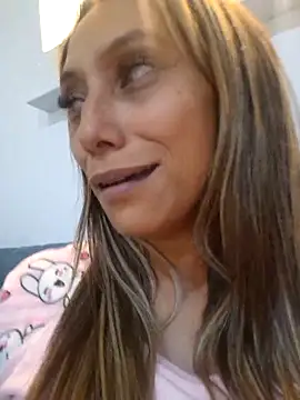 Snapshot of salome_drasin chatting on November 2025 04:33:02 AM salome drasin online show from November 2025 04:33:02 AM