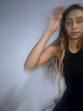 salome drasin online show from April 2026 10:38:02 PM