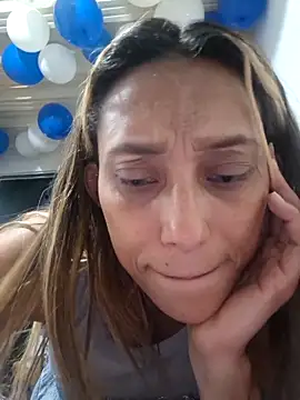 salome drasin online show from May 2026 11:14:03 PM