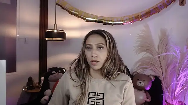 Snapshot of salome_drasin chatting on October 2025 06:23:02 AM salome drasin online show from October 2025 06:23:02 AM