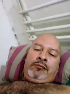 Snapshot of Juan_45 chatting on June 2026 02:33:01 PM Juan 45 online show from June 2026 02:33:01 PM