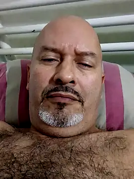 Snapshot of Juan_45 chatting on July 2026 04:24:01 AM Juan 45 online show from July 2026 04:24:01 AM
