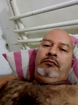 Snapshot of Juan_45 chatting on June 2026 01:22:02 PM Juan 45 online show from June 2026 01:22:02 PM