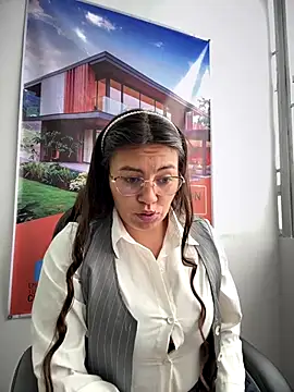 LIZ-06  online show from December 2025 01:35:01 PM