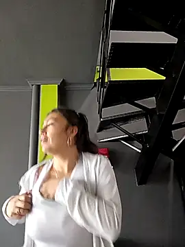 LIZ-06  online show from March 2025 12:56:02 PM
