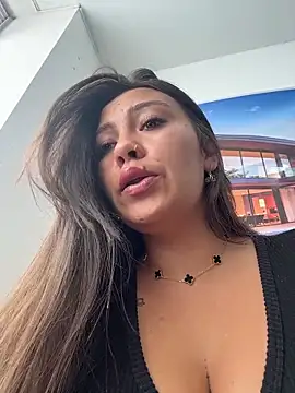 LIZ-06  online show from March 2026 01:51:02 PM