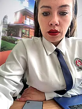 LIZ-06  online show from November 2025 01:48:02 PM