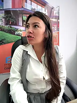 LIZ-06  online show from November 2025 12:49:02 PM