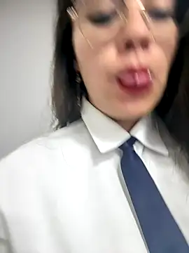 LIZ-06  online show from November 2025 03:05:02 PM