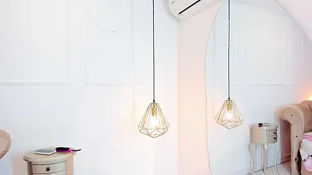 briannaduque online show from March 2025 09:00:02 PM