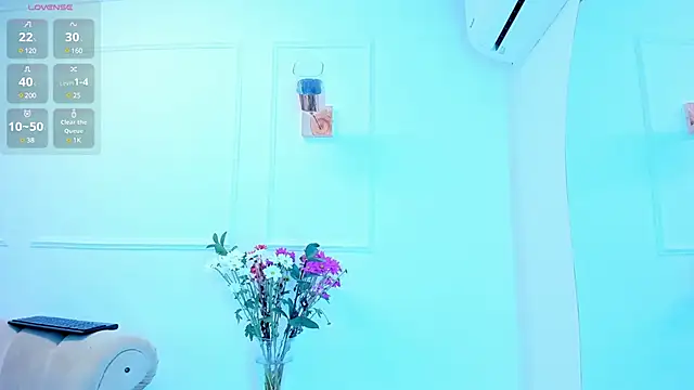 briannaduque online show from February 2025 01:19:02 PM