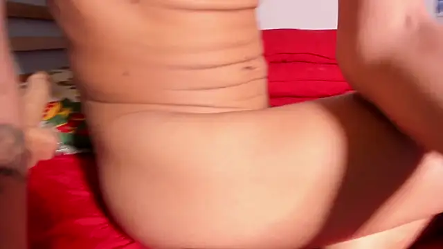 Snapshot of alisson-villalobos chatting on December 2024 03:04:01 PM alisson-villalobos online show from December 2024 03:04:01 PM