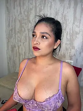 AdeleGray online show from May 2026 11:08:01 PM
