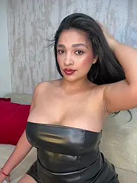 Snapshot of AdeleGray chatting on June 2026 11:02:01 PM AdeleGray online show from June 2026 11:02:01 PM