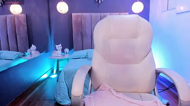 cami rouxxx  online show from October 2025 11:27:01 PM