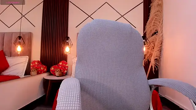Snapshot of cami_rouxxx_ chatting on July 2026 10:18:01 PM cami rouxxx online show from July 2026 10:18:01 PM