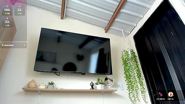 Snapshot of sofiaVelez01 chatting on February 2026 06:40:02 PM sofiaVelez01 online show from February 2026 06:40:02 PM