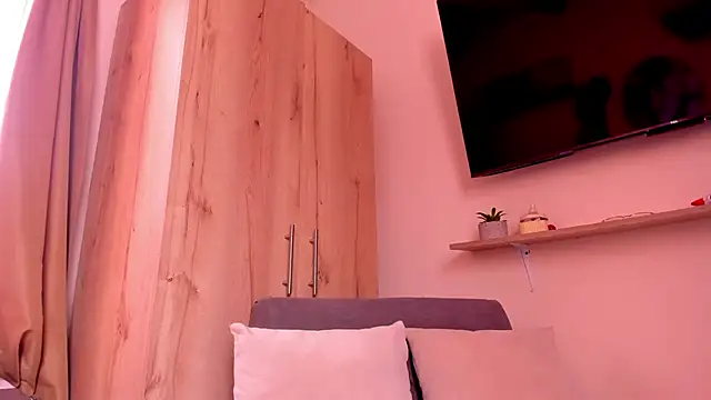 sofiaVelez01 online show from June 2026 05:58:02 PM