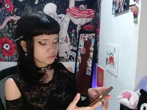 hachi kitty online show from April 2026 10:47:02 PM