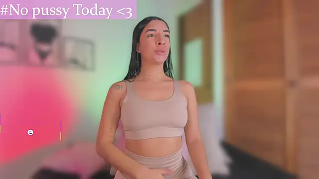 777AylinZ online show from January 2026 10:49:02 PM