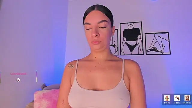 777AylinZ online show from December 2025 10:58:01 AM